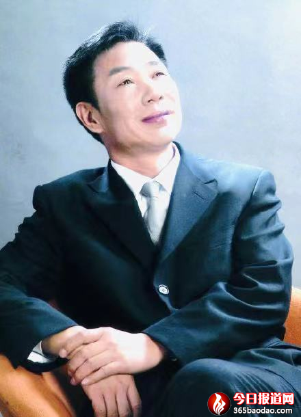 高層訪問(wèn).凝聚智慧的力量——專訪【高層訪問(wèn)】謝芳友26.png